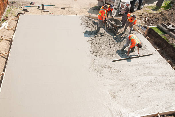Best Concrete Sidewalk Installation in Shelby, MI